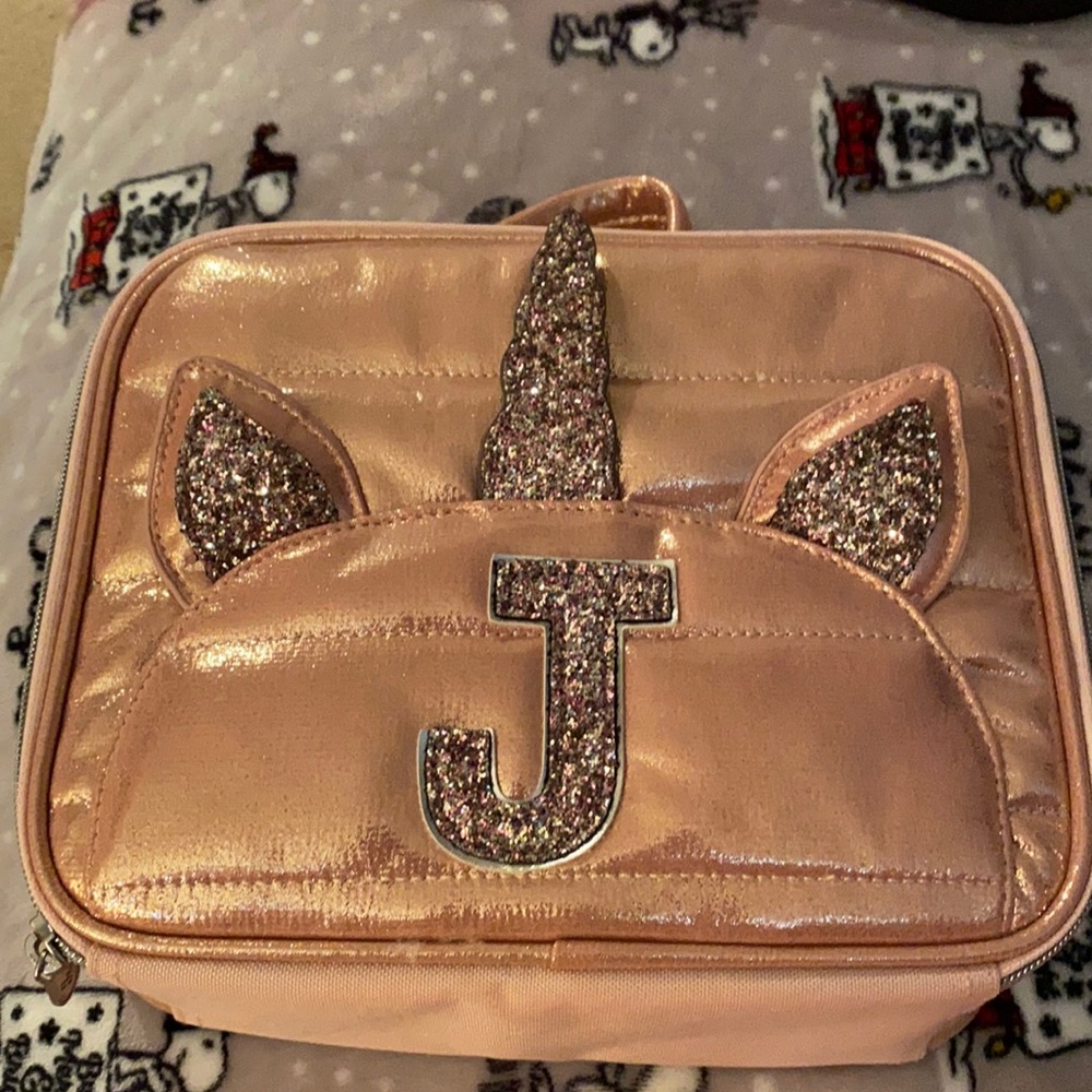 Justice lunchbox letter J